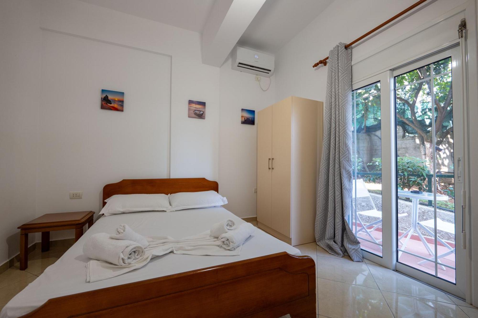Vila Flamuri Σαράντα Εξωτερικό φωτογραφία